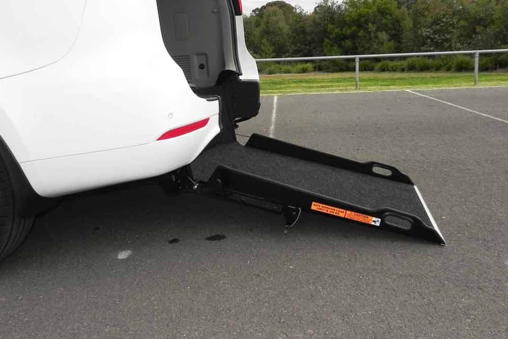 wheelchair-ramp-side-view-1000x667