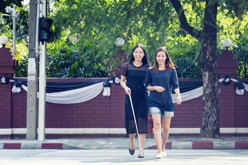 Two Aussie women celebrate World Braille Day 