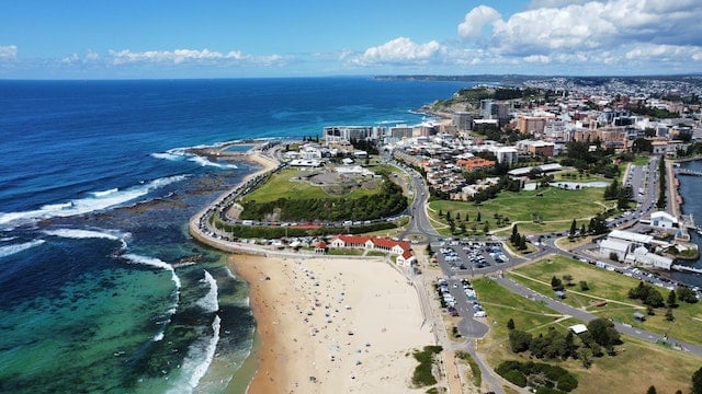 NSW roads and footpaths now allow use of the electric skateboard as a mobility aid